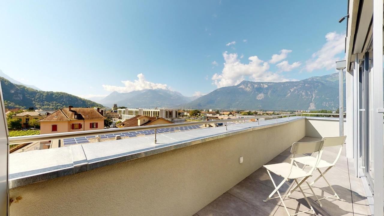Nonanteneuf Appart Hotel Aigle - Contactless Check-In Exteriör bild